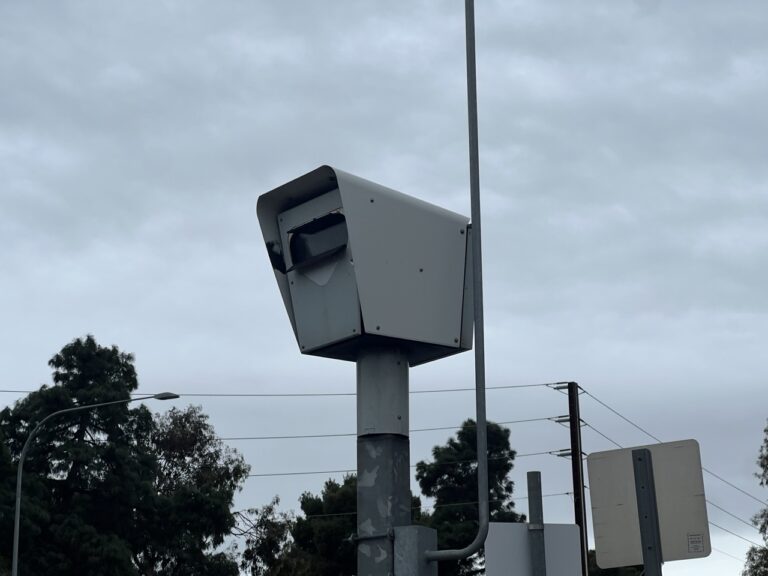 Do speed cameras flash?